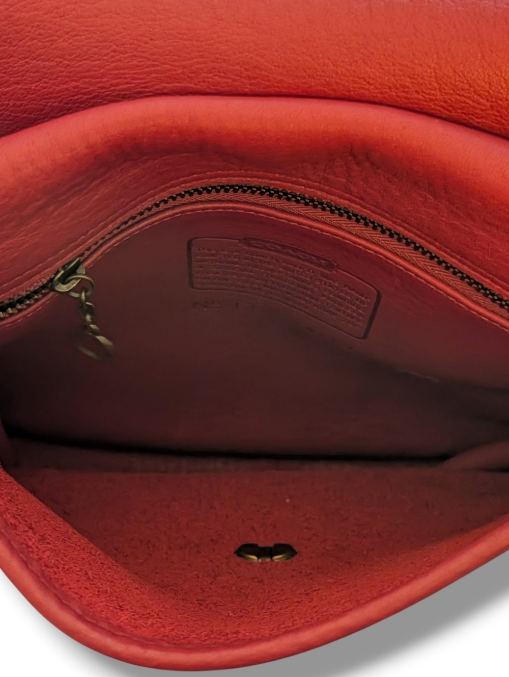 COACH Berkeley Saddle Bag in Red Suede 9014 - Picture 3 of 4